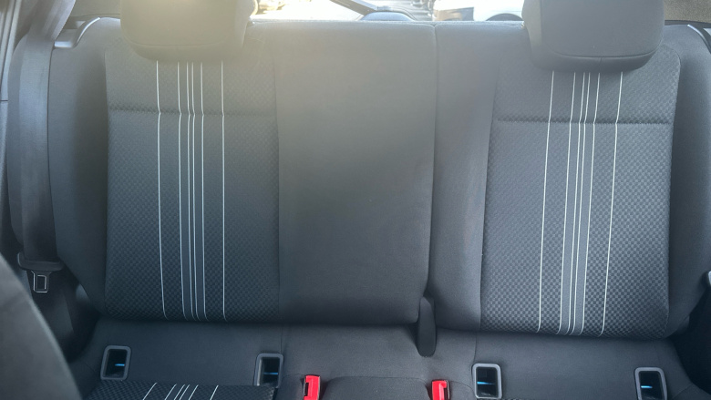 SEAT Mii 61kW One 36.8kWh 5dr Auto Electric Hatchback